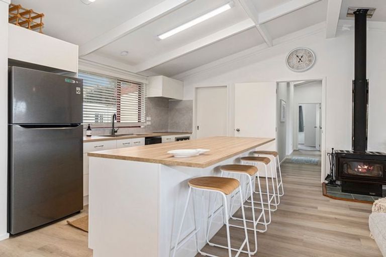 Photo of property in 1951 Cove Road, Mangawhai, Kaiwaka, 0573