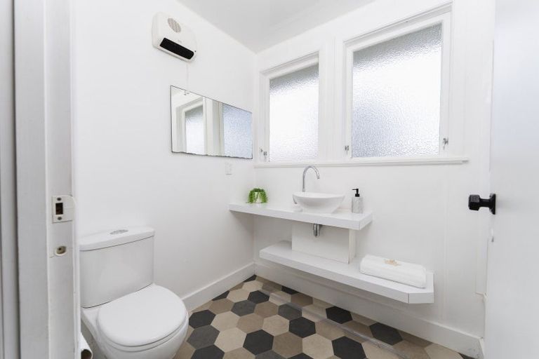 Photo of property in 55 Murray Street, Kew, Dunedin, 9012