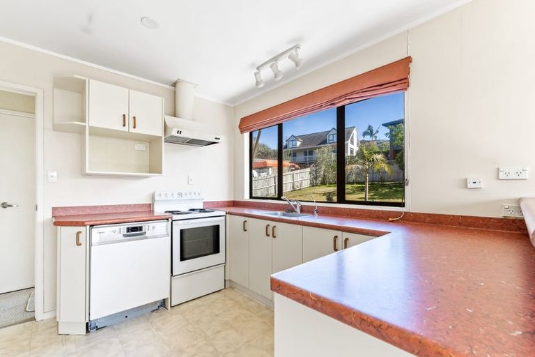 Photo of property in 17 Polkinghorne Drive, Manly, Whangaparaoa, 0930