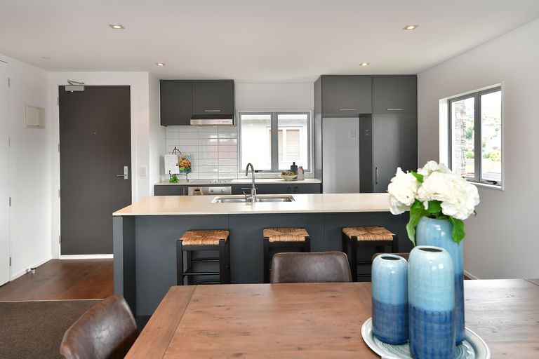 Photo of property in 305/252 Centreway Road, Orewa, 0931