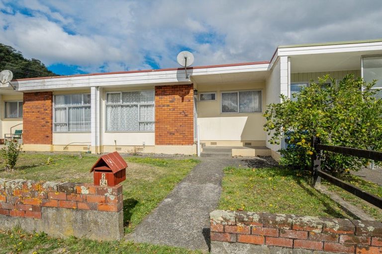Photo of property in 2/24 Scotland Street, Picton, 7220
