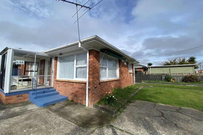Photo of property in 1/19 Motatau Road, Papatoetoe, Auckland, 2025