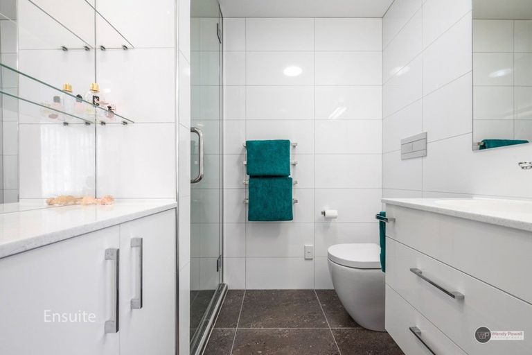 Photo of property in 26 Hathaway Avenue, Boulcott, Lower Hutt, 5010