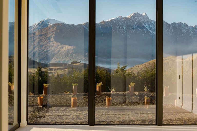 Photo of property in 207 Littles Road, Dalefield, Queenstown, 9371