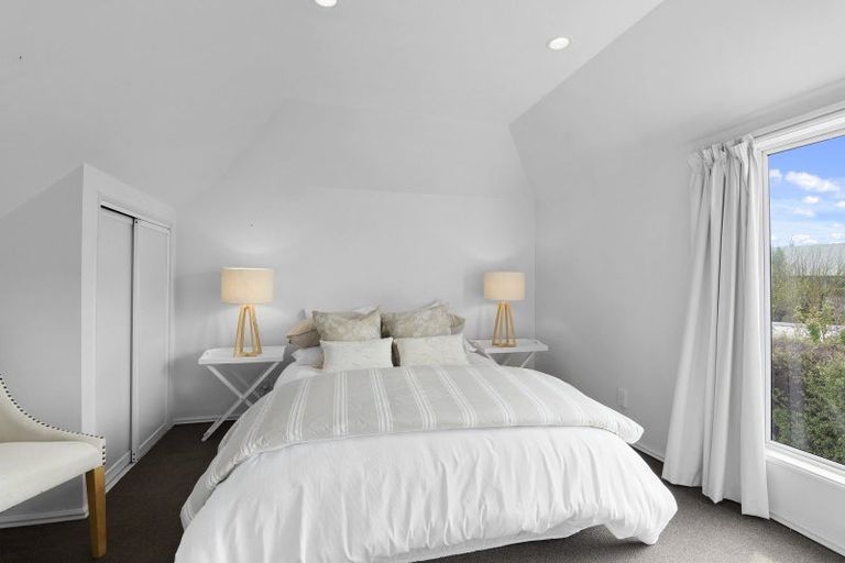 Photo of property in 1/148 Memorial Avenue, Burnside, Christchurch, 8053