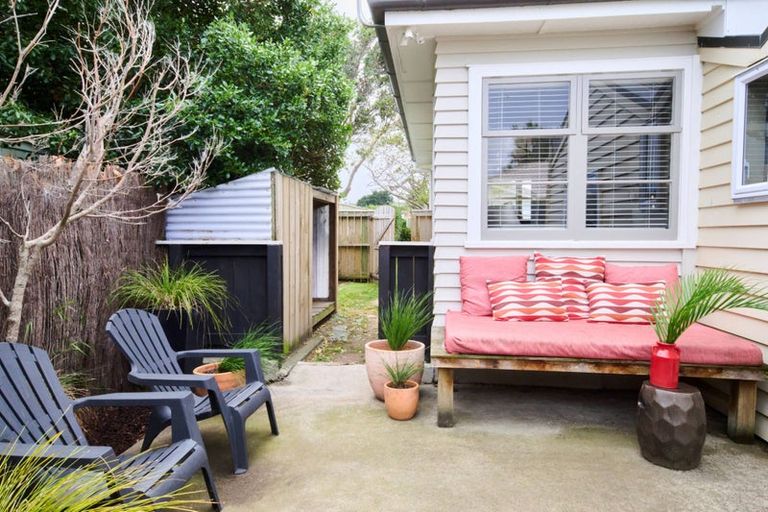 Photo of property in 4 Mana Avenue, Titahi Bay, Porirua, 5022