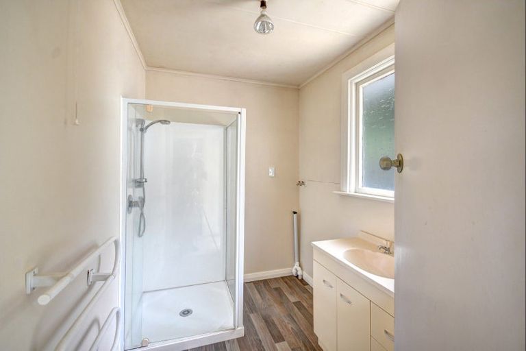 Photo of property in 12 Kellas Street, Macandrew Bay, Dunedin, 9014