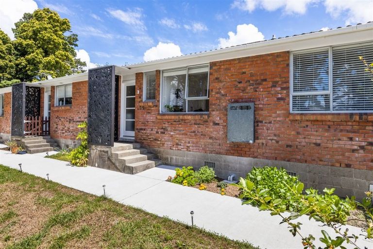 Photo of property in 2/9 John Court Street, Birkenhead, Auckland, 0626