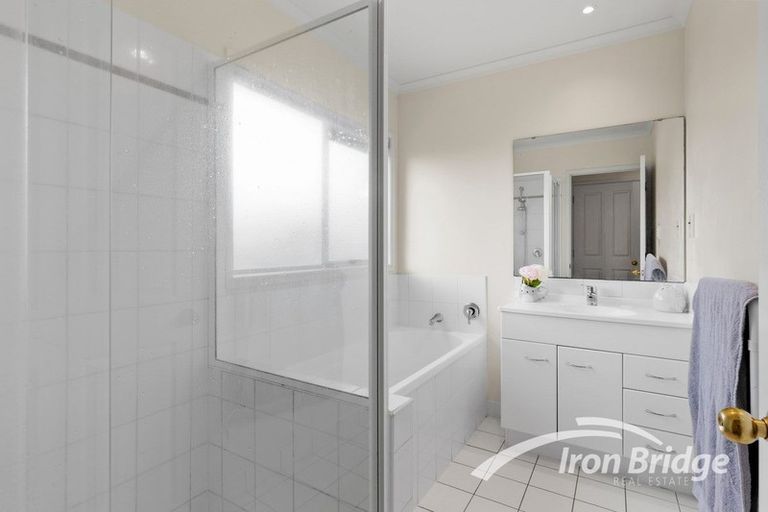 Photo of property in 45 Waimahia Avenue, Weymouth, Auckland, 2103
