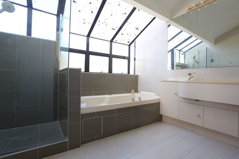 Photo of property in 74 Ardern Avenue, Stanmore Bay, Whangaparaoa, 0932