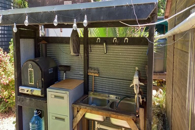 Photo of property in 51b Waihirere Drive, Tuateawa, Coromandel, 3583