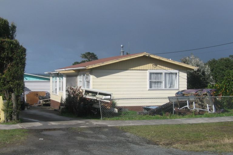 Photo of property in 50 West Coast Road, Te Kopuru, 0371