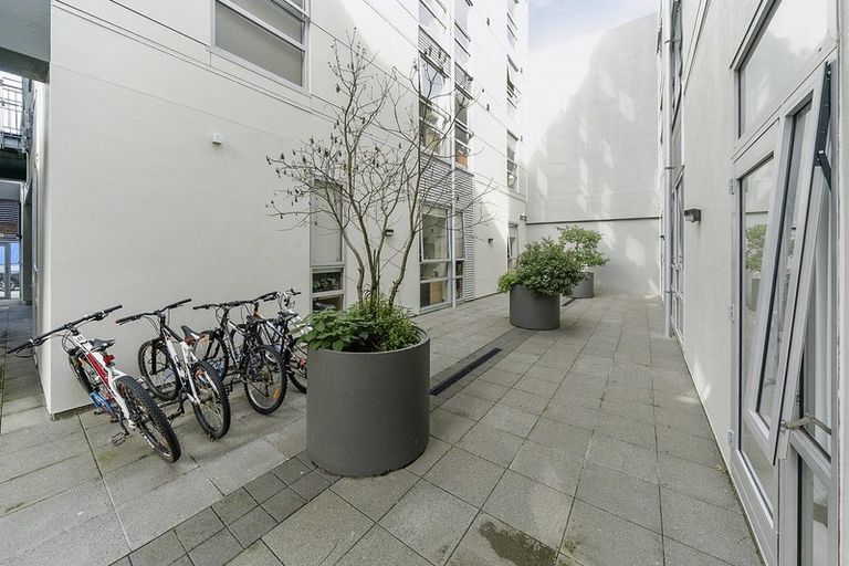 Photo of property in Hanson House, 13/27 Hanson Street, Mount Cook, Wellington, 6021