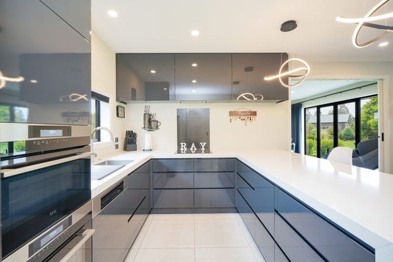 Photo of property in 171 Dunns Road, Otatara, Invercargill, 9879