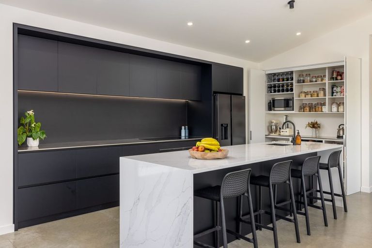 Photo of property in 27 Collier Drive, Halswell, Christchurch, 8025