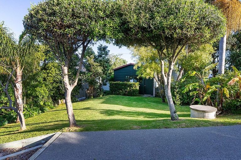 Photo of property in 27 Cotterell Street, Leigh, 0985