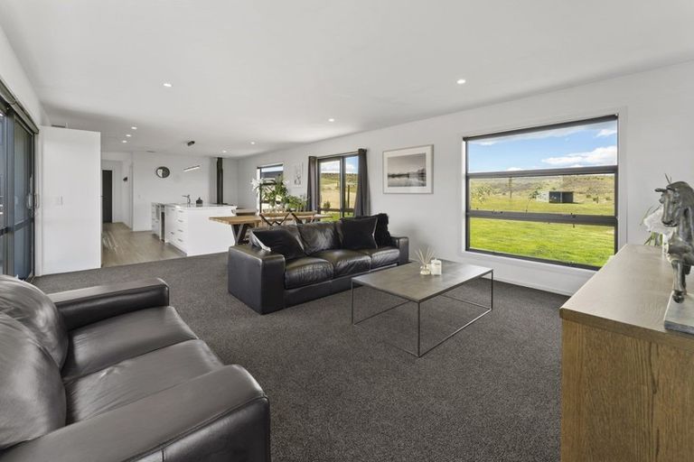 Photo of property in 77 Leaning Rock Road, Springvale, Alexandra, 9393