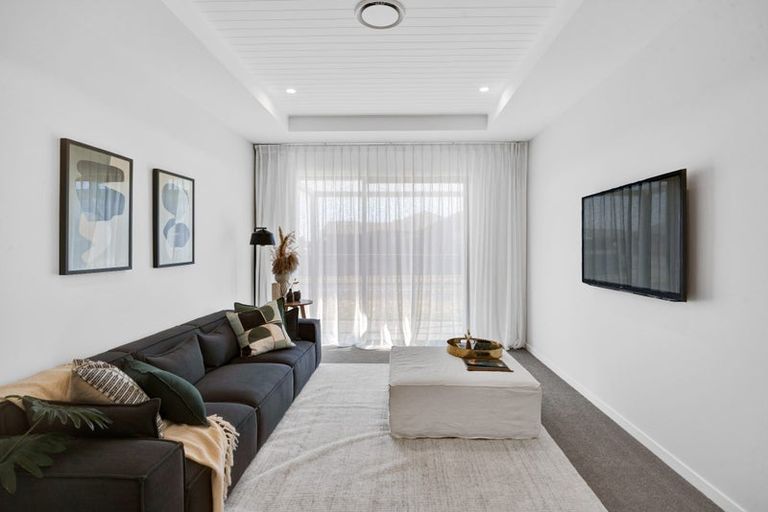 Photo of property in 27 Keene Drive, Bell Block, New Plymouth, 4312