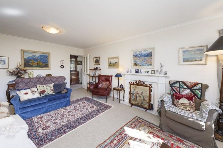 Photo of property in 75 Lyndhurst Street, Takaro, Palmerston North, 4412