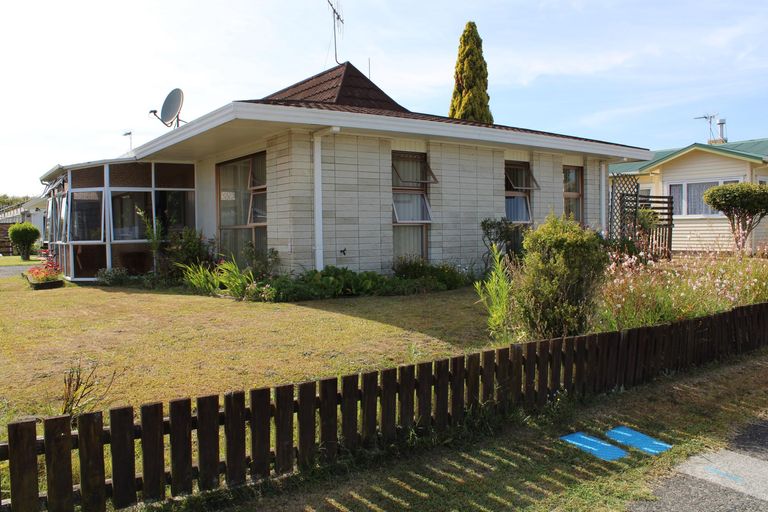 Photo of property in 48a Hakanoa Street, Huntly, 3700