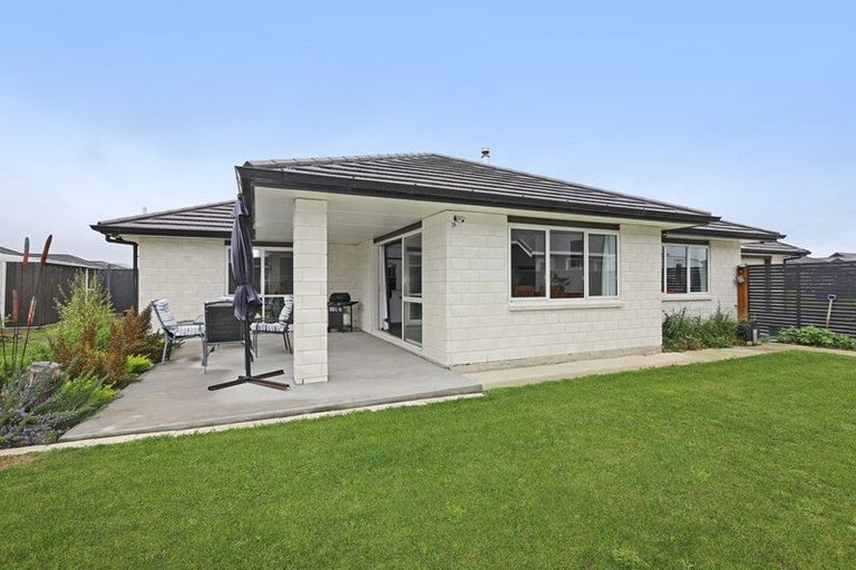 Photo of property in 15 Horton Close, Frimley, Hastings, 4120