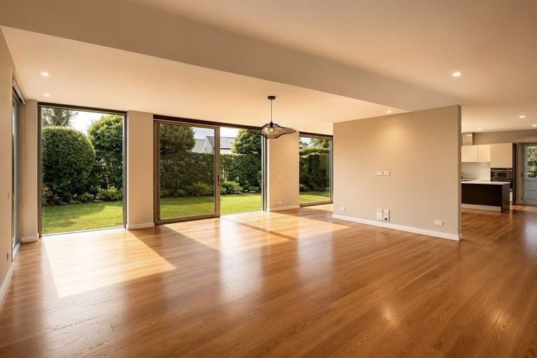 Photo of property in 276 Lake Road, Hauraki, Auckland, 0622