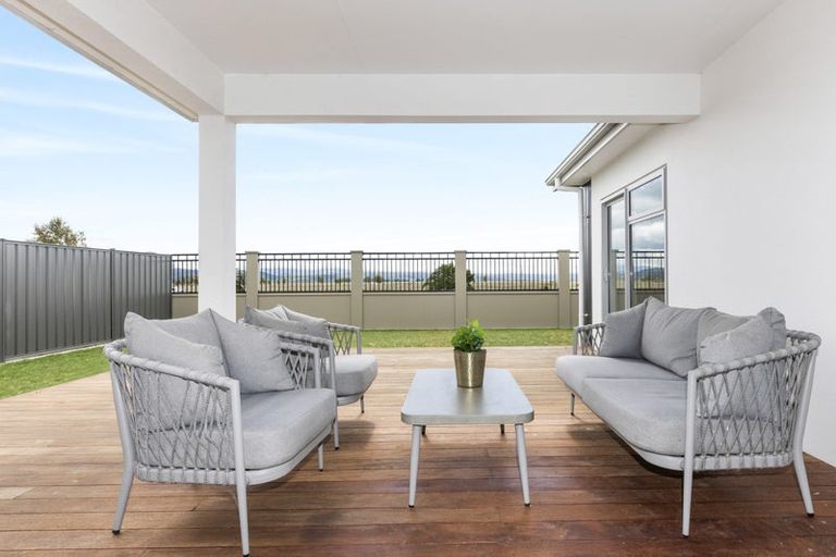 Photo of property in 54 Pelorus Avenue, Poraiti, Napier, 4112