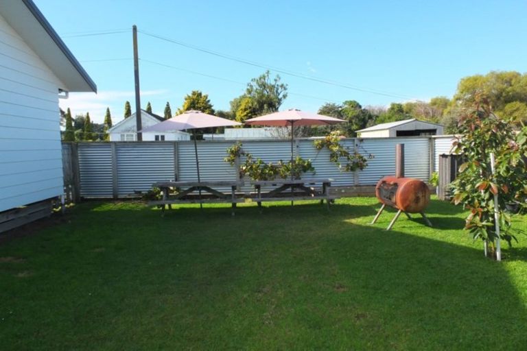 Photo of property in 48 Norbiton Road, Foxton, 4814