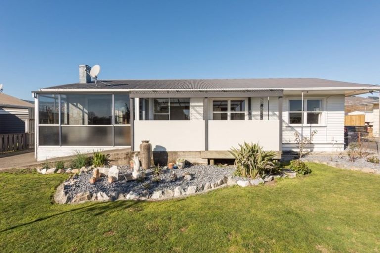 Photo of property in 2 Lowry Street, Richmond, 7020