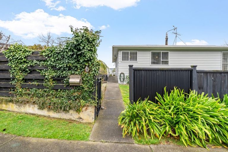 Photo of property in 6 Spey Place, Papakowhai, Porirua, 5024