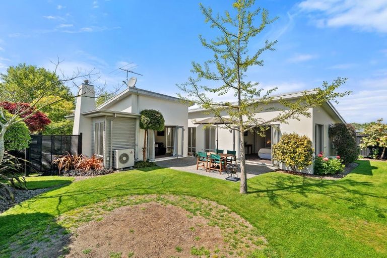 Photo of property in 15 Riverwood Boulevard, Redwood, Christchurch, 8051