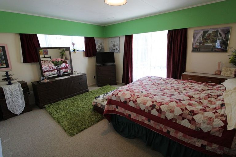 Photo of property in 34 Herrington Street, Foxton, 4814