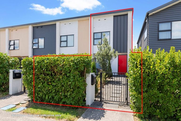 Photo of property in 95 Battalion Drive, Papakura, 2110