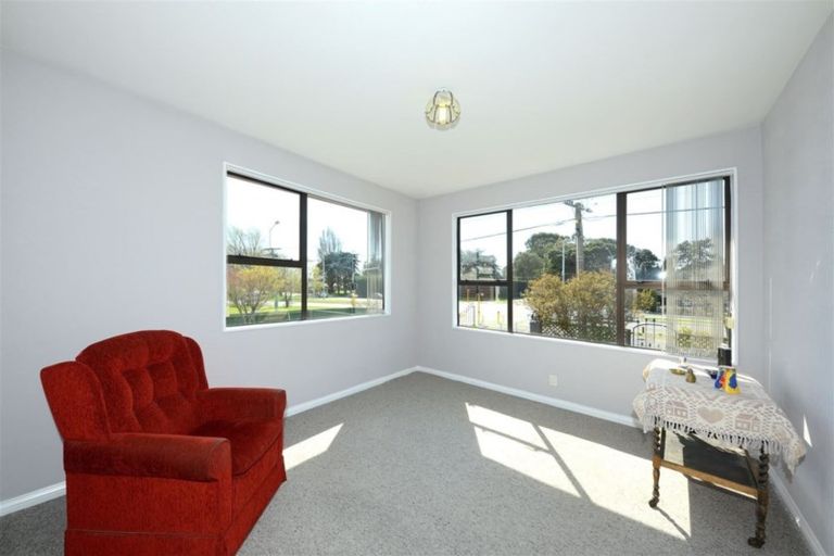 Photo of property in 452 Linwood Avenue, Woolston, Christchurch, 8062
