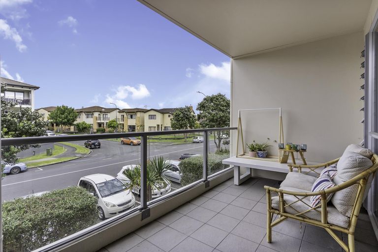 Photo of property in 94b Michael Jones Drive, Flat Bush, Auckland, 2019