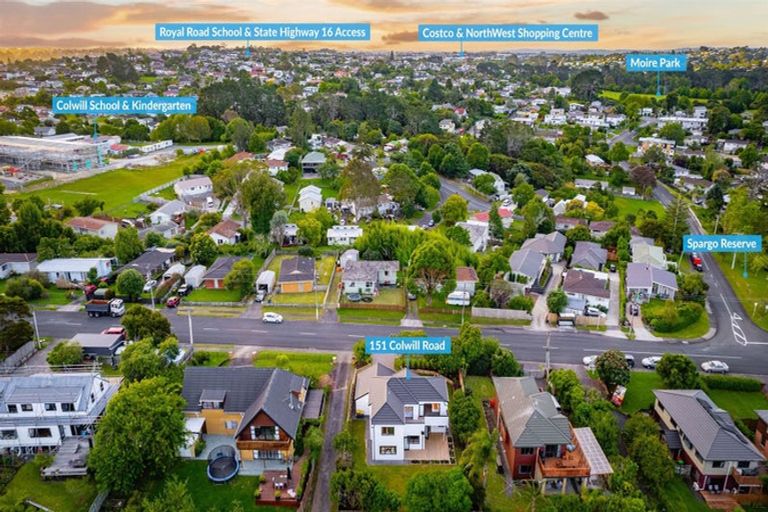 Photo of property in 151 Colwill Road, Massey, Auckland, 0614
