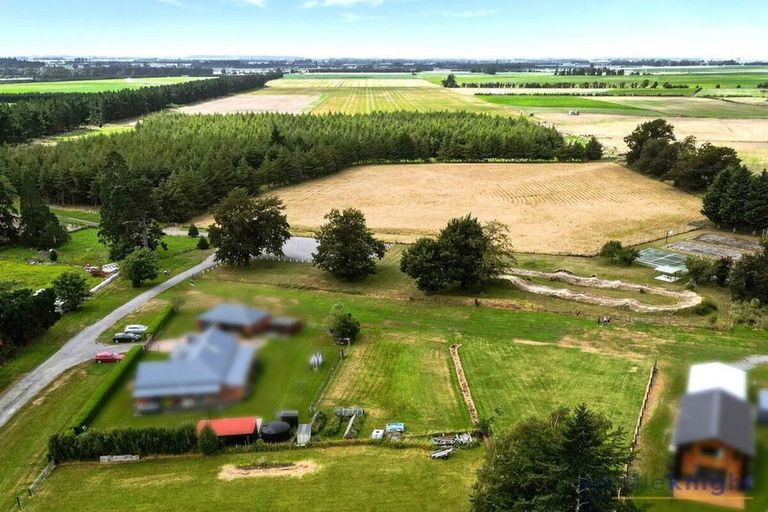 Photo of property in 17 James Street, Coalgate, 7673