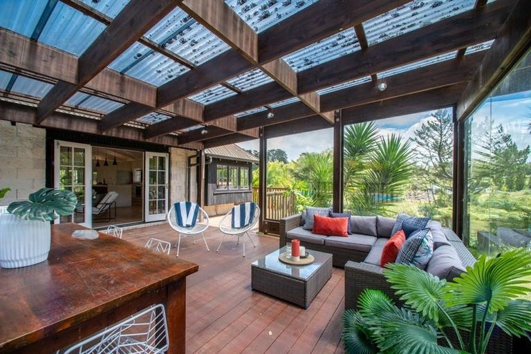 Photo of property in 1469 East Coast Road, Redvale, Albany, 0794