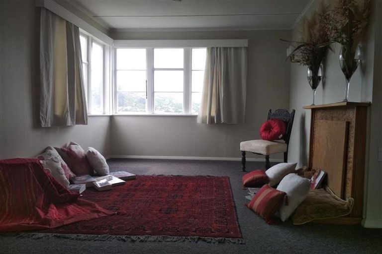 Photo of property in 8 Punjab Street, Khandallah, Wellington, 6035