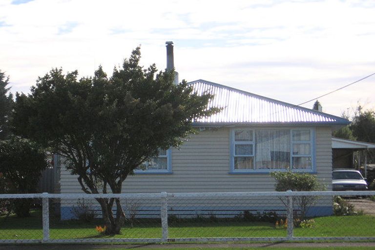 Photo of property in 52 Hokio Beach Road, Levin, 5510