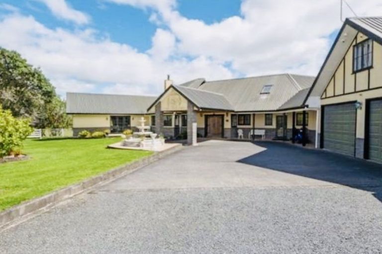 Photo of property in 320 Fitzgerald Road, Drury, 2577