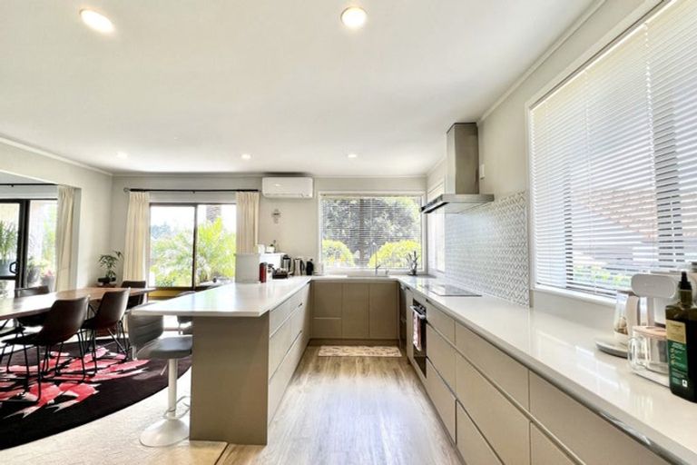 Photo of property in 24 Seneca Court, Golflands, Auckland, 2013