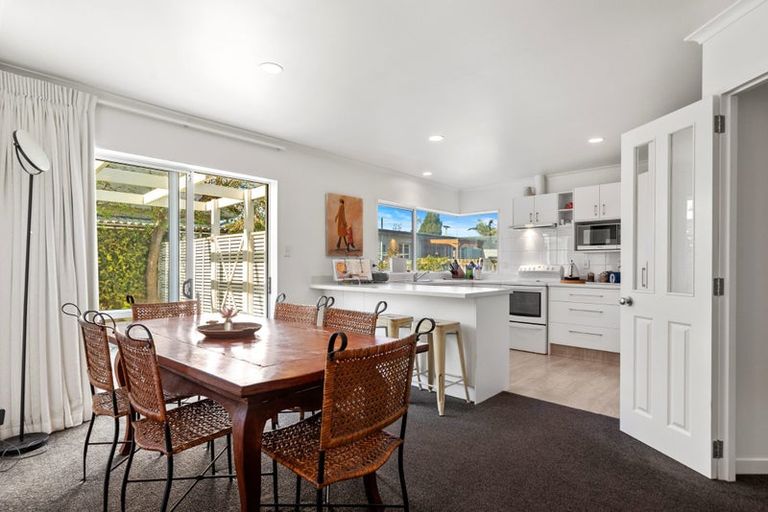 Photo of property in 42a Ngatai Road, Otumoetai, Tauranga, 3110