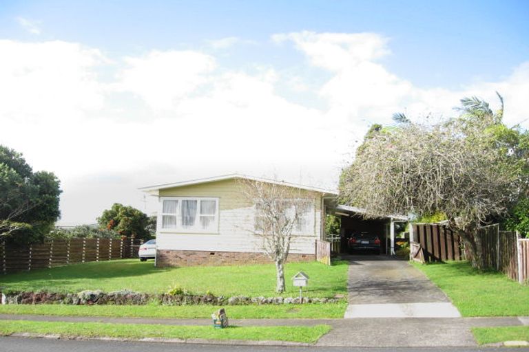 Photo of property in 4 Chatsworth Crescent, Pakuranga Heights, Auckland, 2010