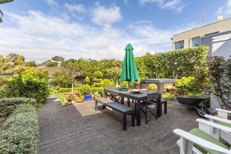 Photo of property in 48 Manly Street, Paraparaumu Beach, Paraparaumu, 5032