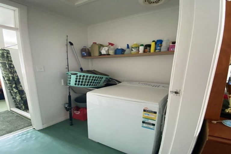 Photo of property in 138 Reynolds Street, Taita, Lower Hutt, 5011