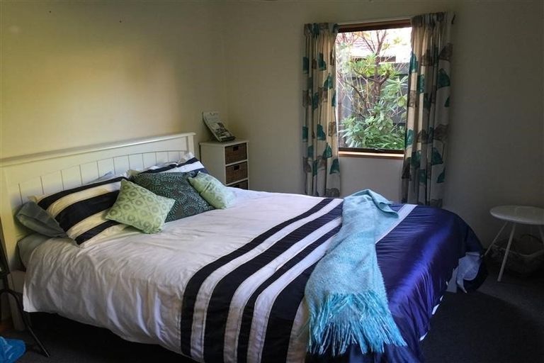 Photo of property in 5 Ranui Street, Waikawa, Picton, 7220