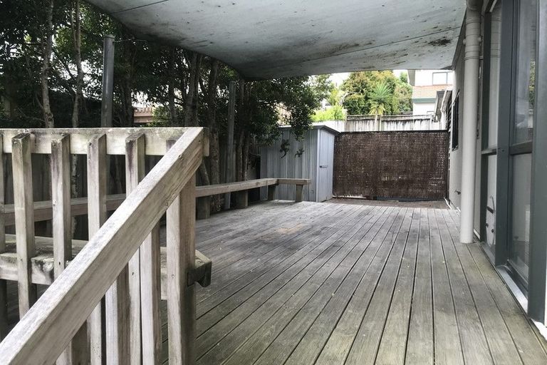 Photo of property in 6 Carrigans Close, Pinehill, Auckland, 0632