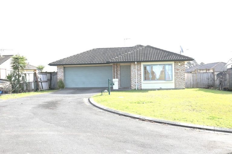 Photo of property in 24 Ashmere Lane, Weymouth, Auckland, 2103