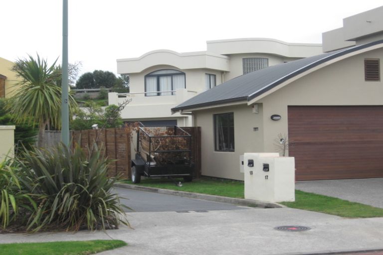 Photo of property in 17 Avion Terrace, Raumati Beach, Paraparaumu, 5032